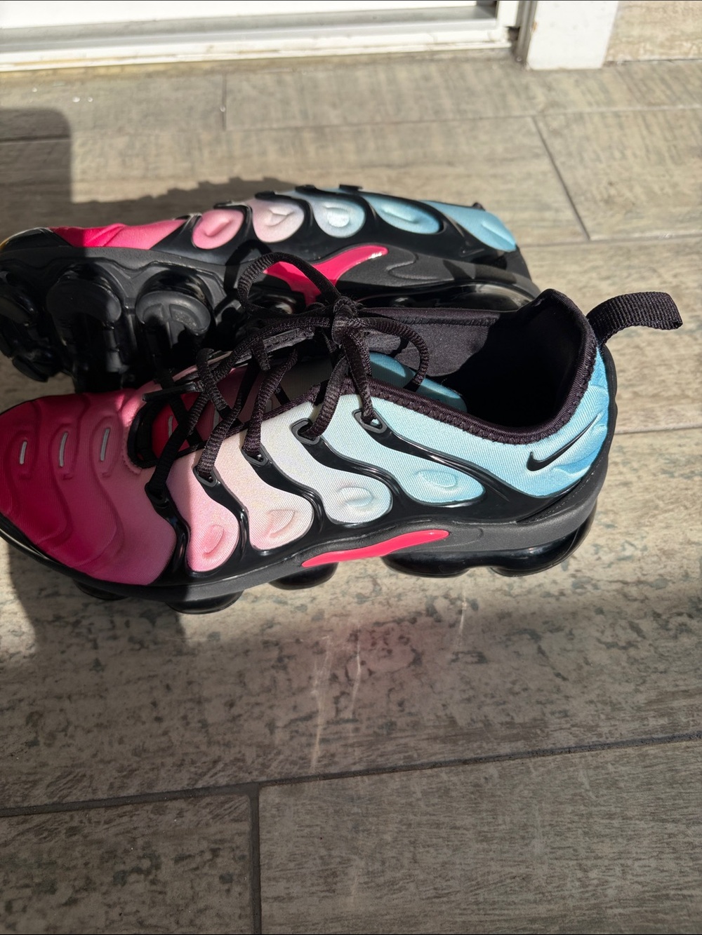 Nike Women’s Gradient Pink to Blue Sneakers